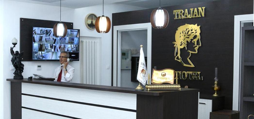 Trajan Hotel Timgad Zewnętrze zdjęcie