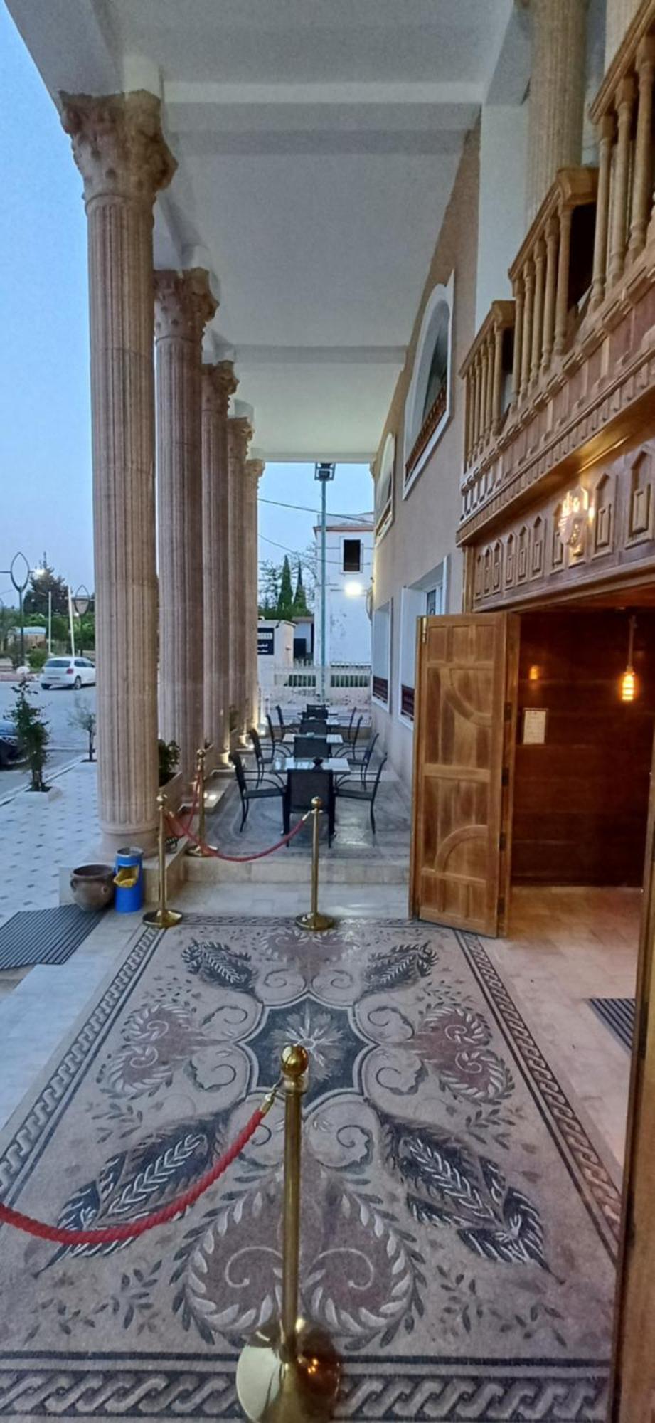 Trajan Hotel Timgad Zewnętrze zdjęcie