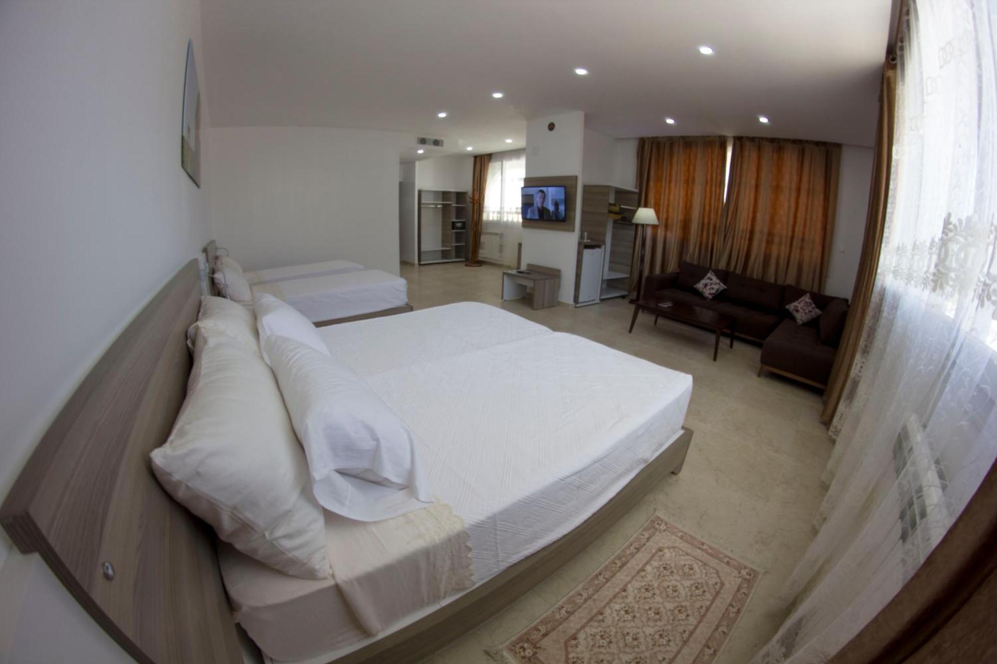 Trajan Hotel Timgad Zewnętrze zdjęcie