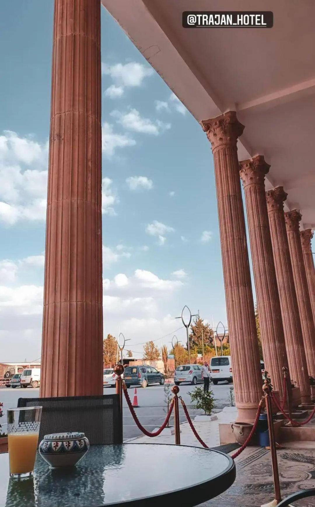 Trajan Hotel Timgad Zewnętrze zdjęcie